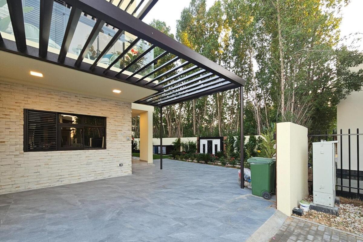 Stunning 4 Bed Villa, Private Pool, Damac Hills دبي المظهر الخارجي الصورة